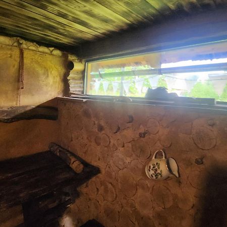 Baltas Raganinas Pirts Villa Sabile Bagian luar foto